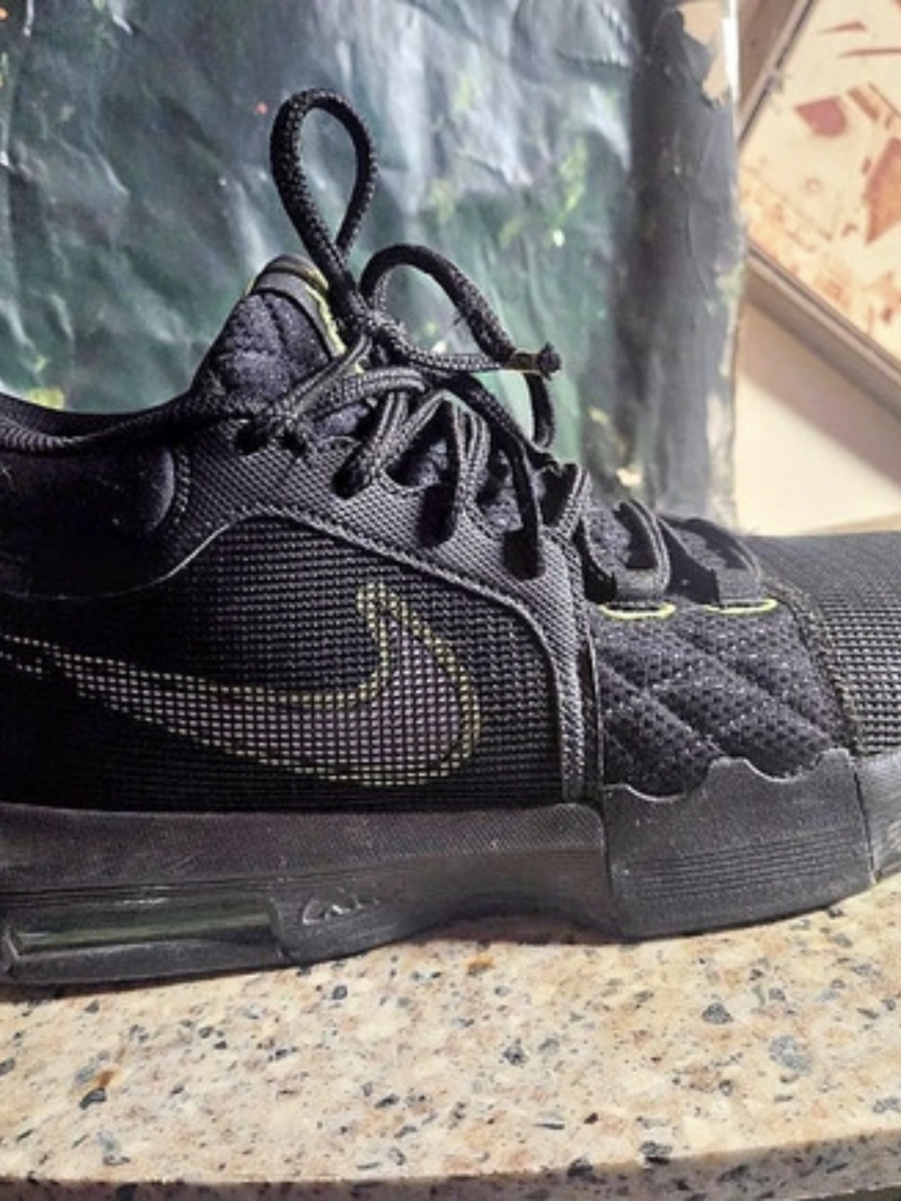 Nike Kyrie Flytrap 3 Black Athletic Shoe
